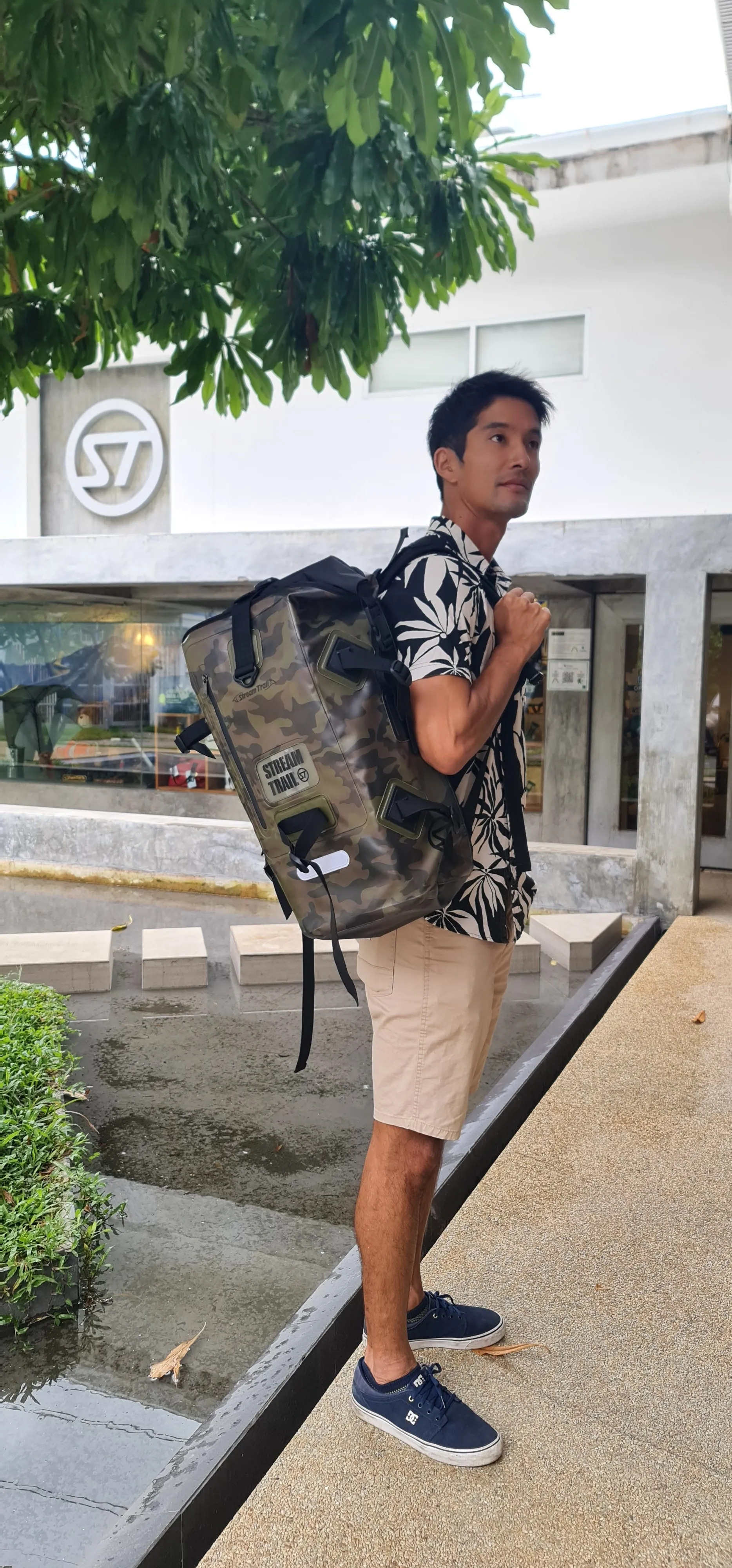 Dry Tank 40L Camo