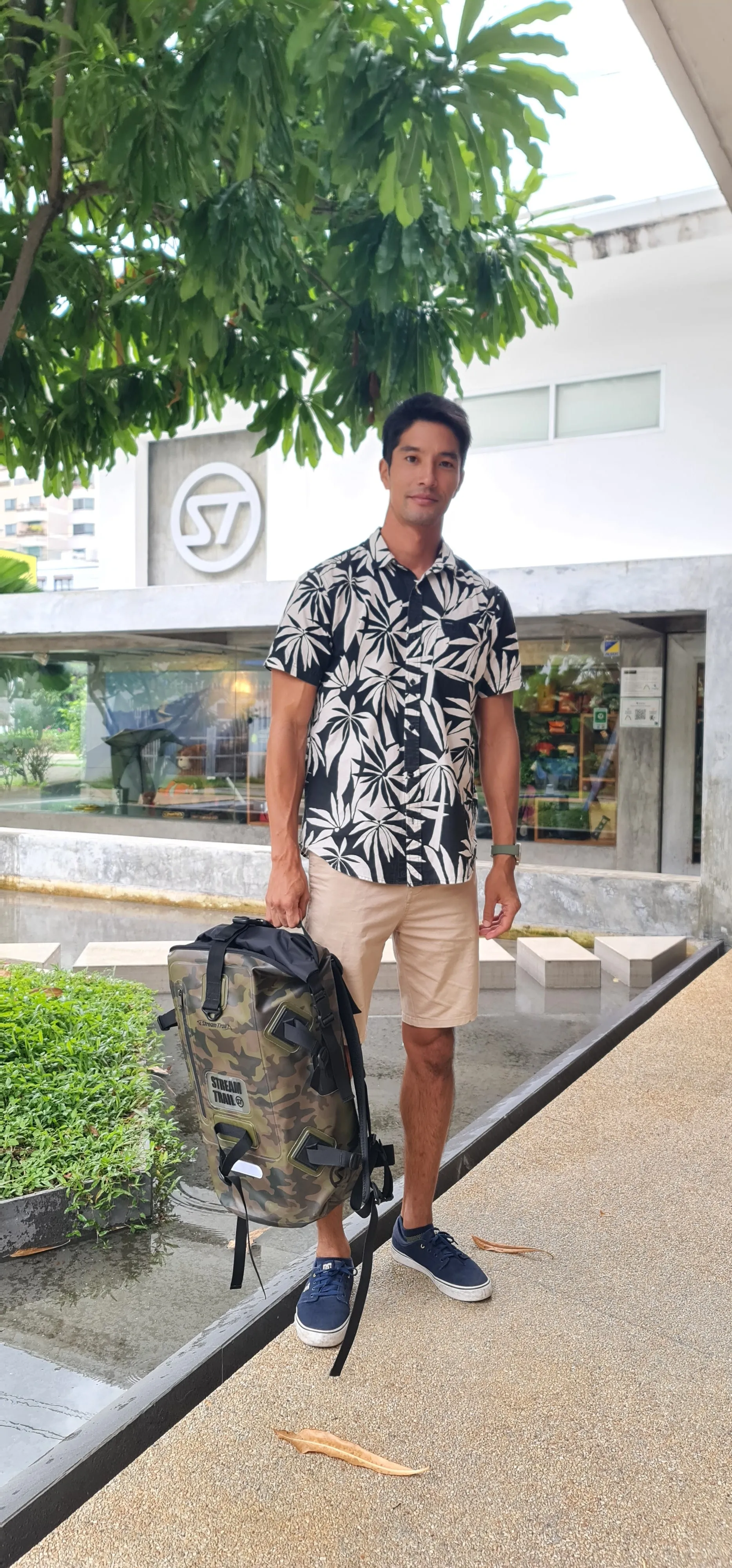 Dry Tank 40L Camo
