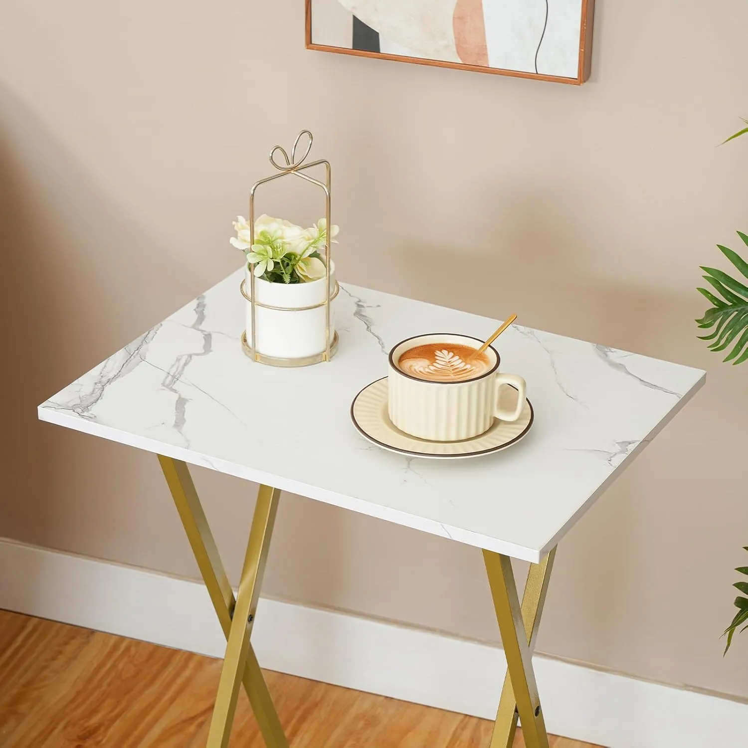 HOOBRO Folding TV Tray Table, Stable Snack Table for Small Space, Portable Sofa Side Desk, Easy Assembly and Storage, Ideal for Snacks and Meals in Living Room, Marble and Gold DM15BZ01