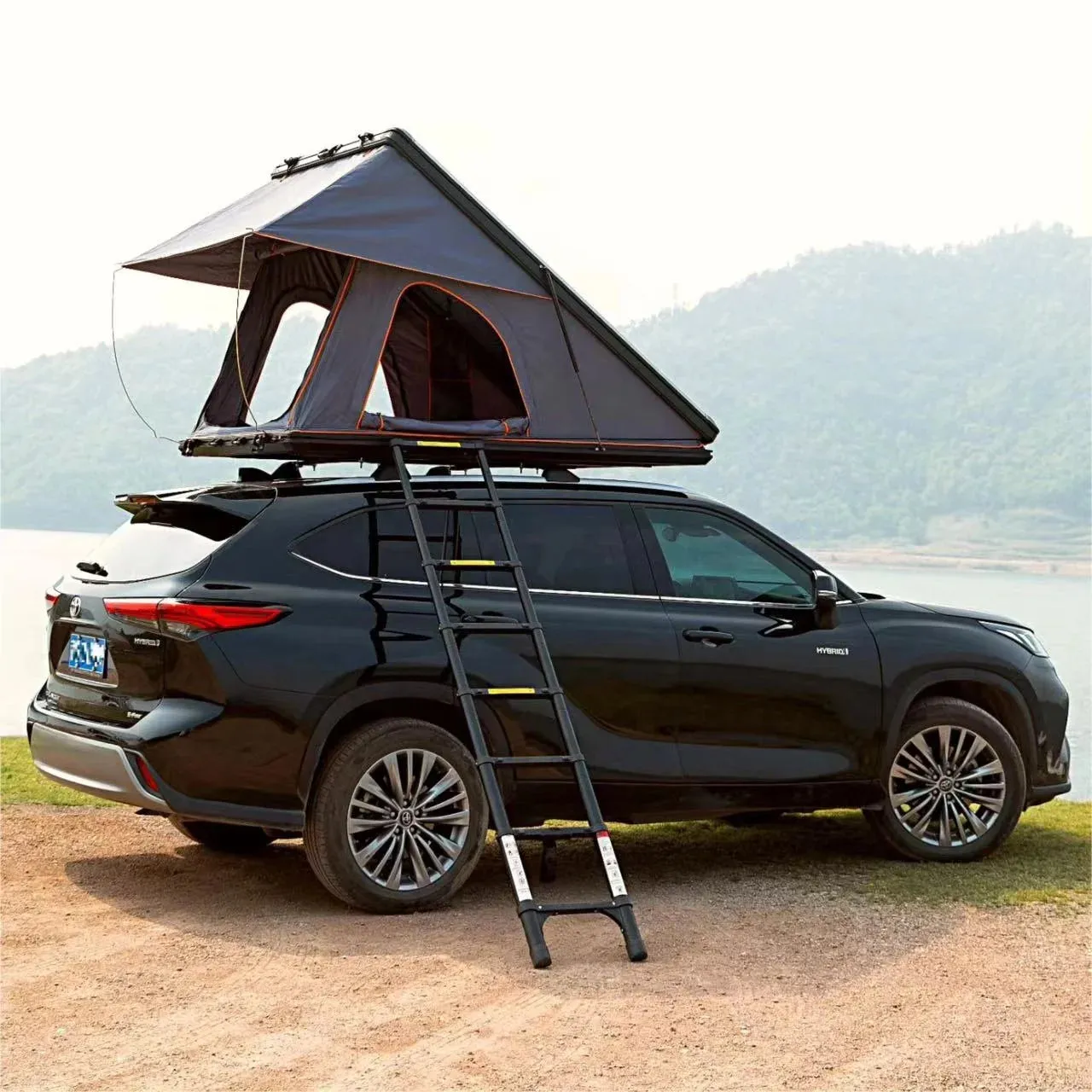 Outdoor off road camping gear big space aluminium waterproof camper trailer tent car roof top tent