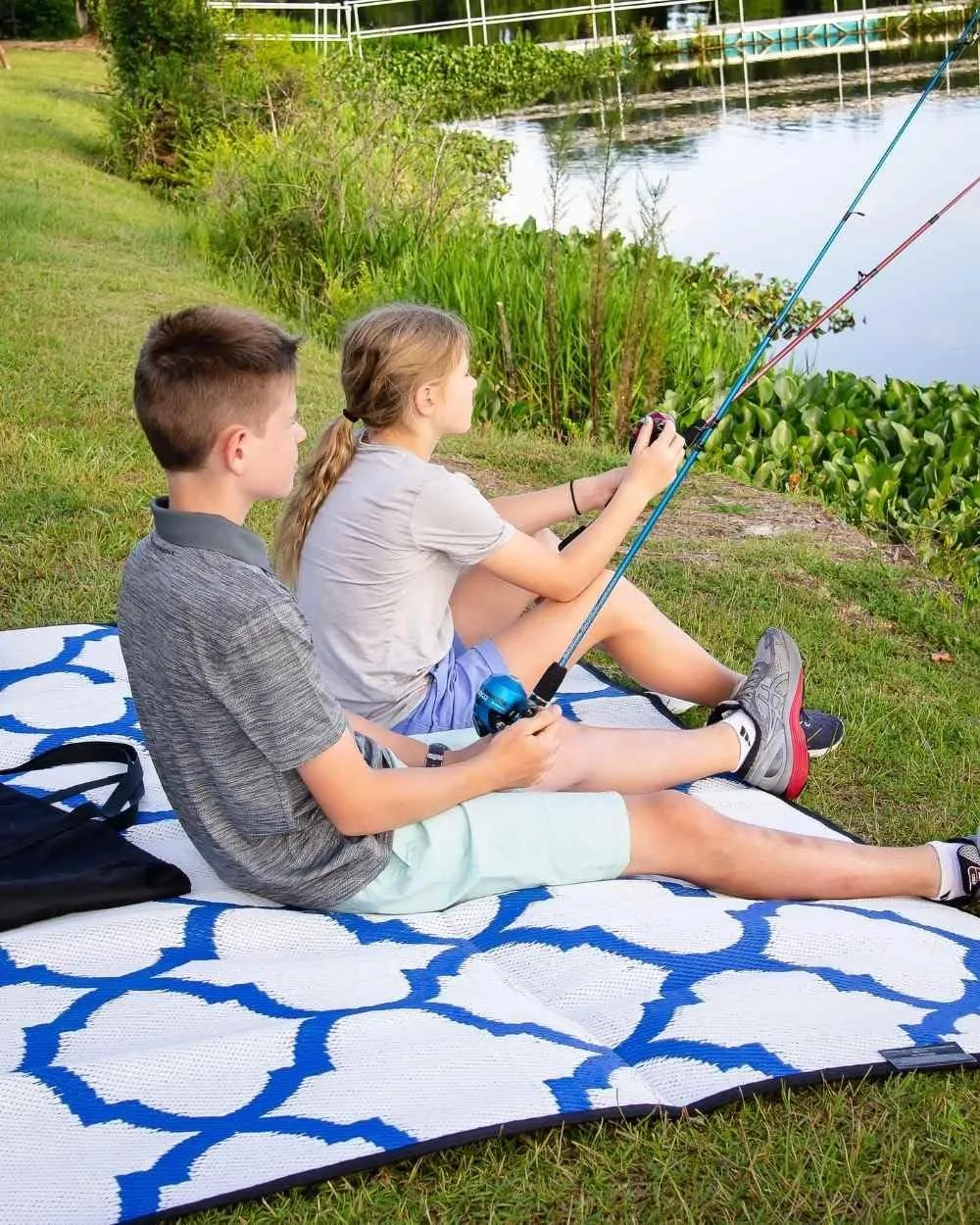 Premium Outdoor RV Patio Mat – Extra Thick 5mm Recycled Polypropylene Rug – Heavy-Duty, Waterproof, Reversible – Luxury Mat for Camping, Beach, Deck, Campsite