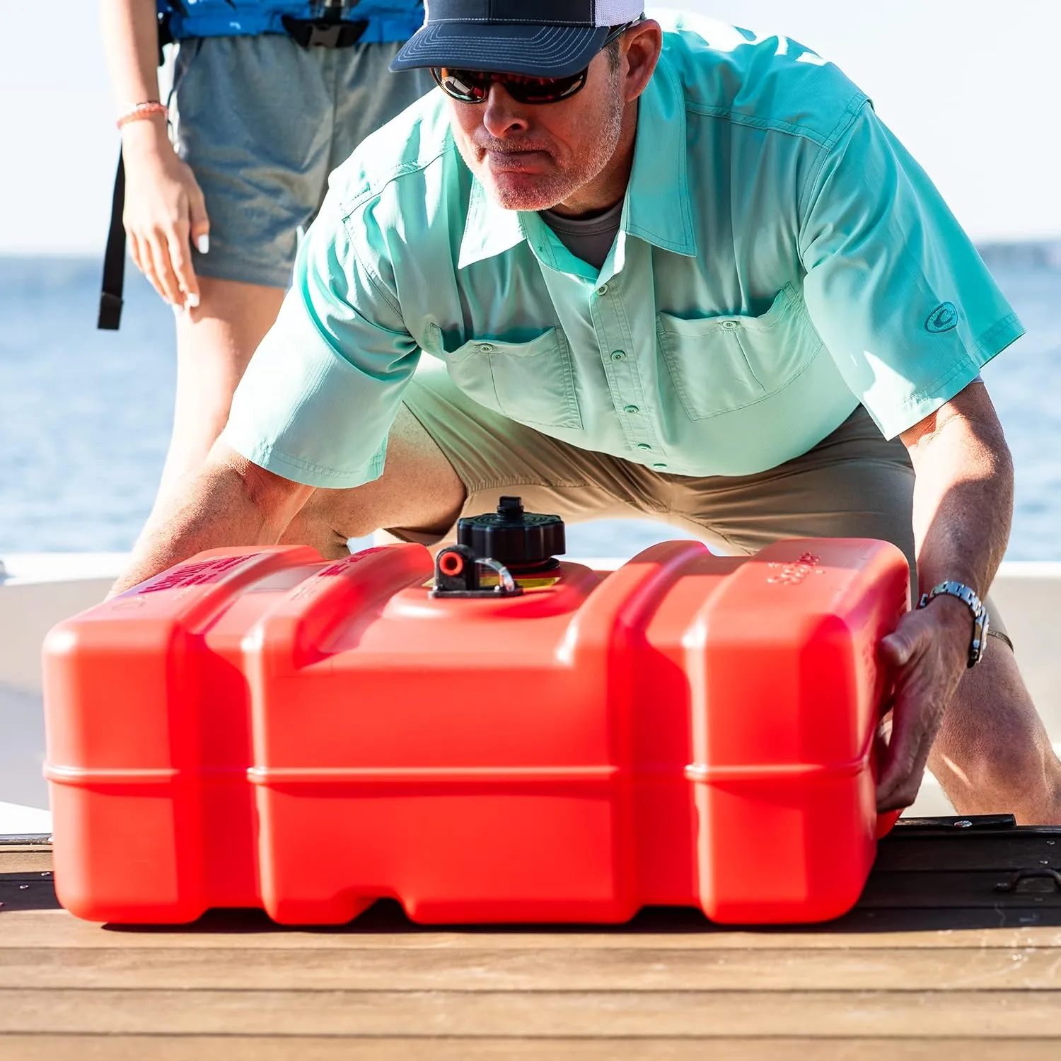 Scepter 9 Gallon Portable Marine Gas Can, Boat Fuel Tank, 2-Way Vented Cap, Built-In Fuel Gauge and Pick-Up, Handles, EPA & CARB Compliant, Rectangular, 14.38"L x 23"W x 11.5"H (08667)