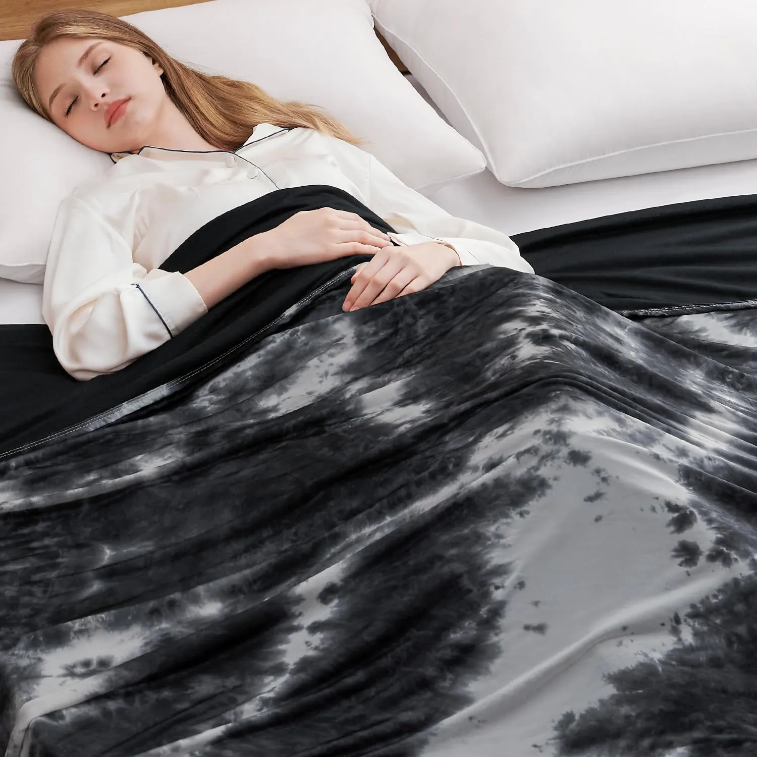 Topcee Cooling Blanket for Night Sweats Decorative Tie Dye, Absorbs Heat to Keep Cool on Warm Nights, Q-Max 0.5 Cooling Blankets for Hot Sleepers, Ultra-Cool Lightweight Sofa Throw Blanket (50"x70")